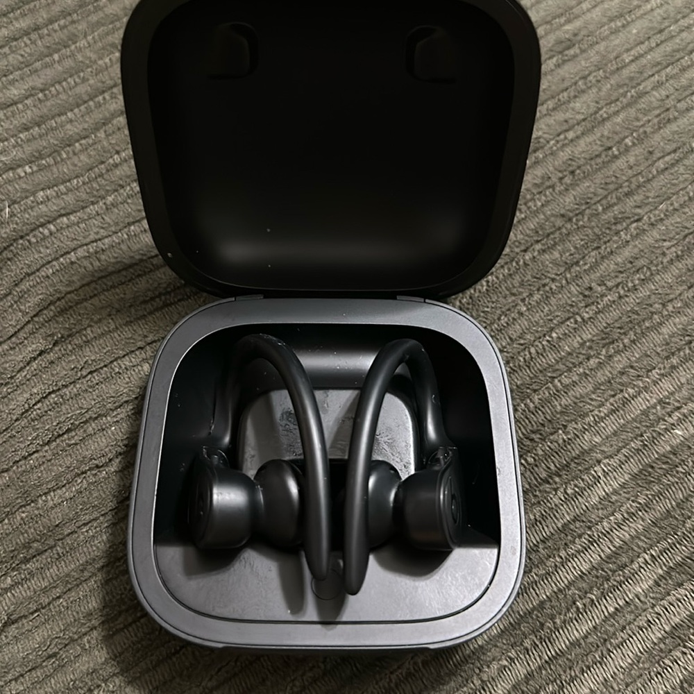 beats Powerbeats Pro